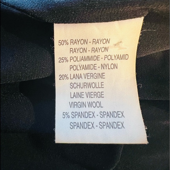 Blumarine Made in Italy Black V Neck Size 48 EU - Picture 13 of 14